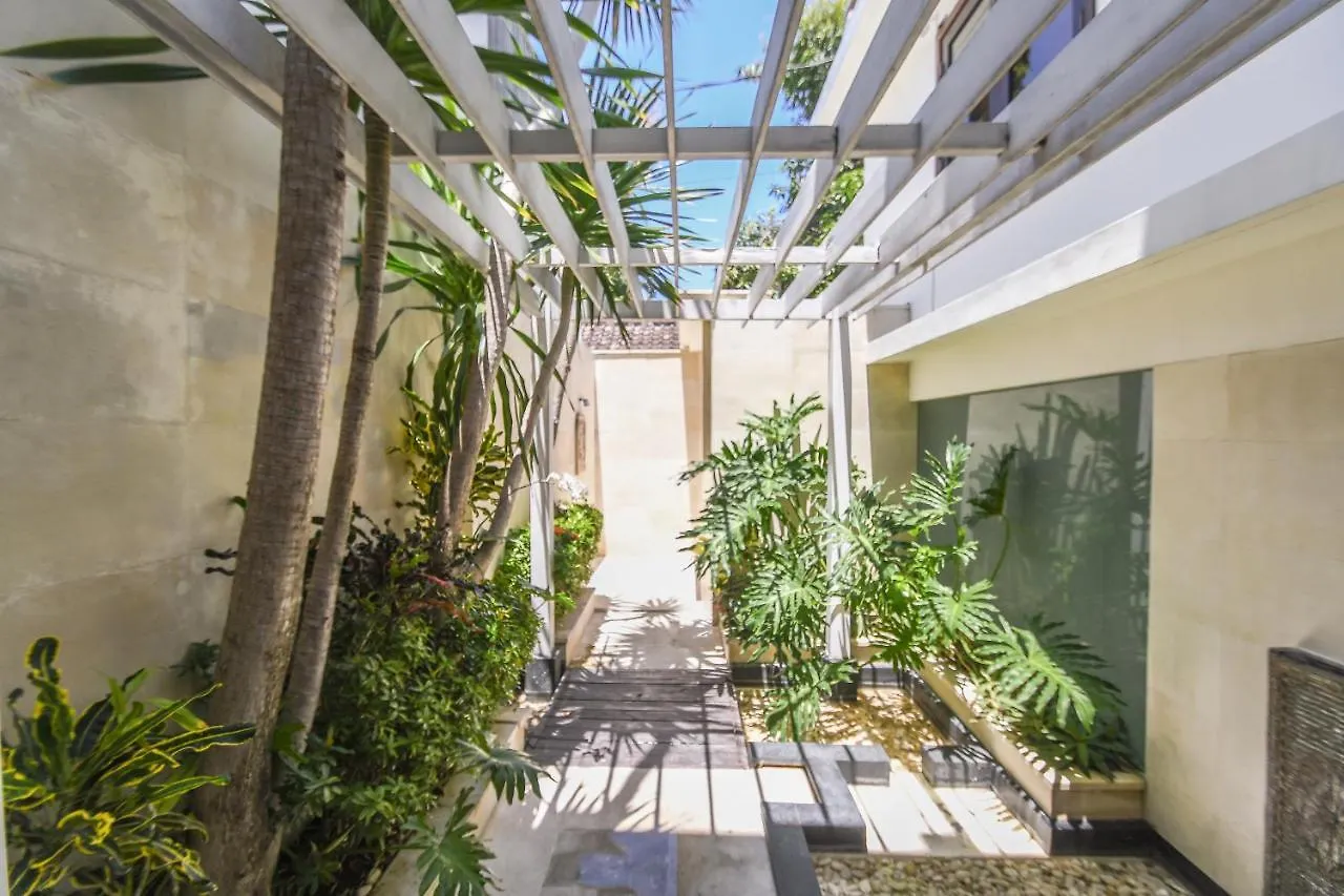 Amalia Swan Haven Villa Seminyak