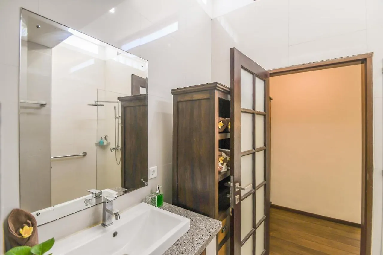 Amalia Swan Haven Villa Seminyak
